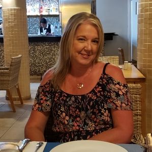 Meet your Posher, Lesley